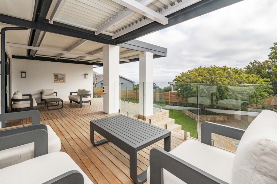 4 Bedroom Property for Sale in Camps Bay Western Cape